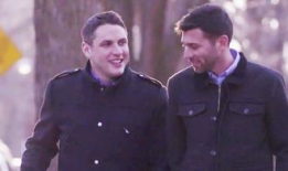 老头同性视频,老头同性视频背后的故事与思考